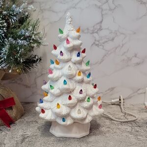 Vintage Lighted Ceramic Christmas Tree